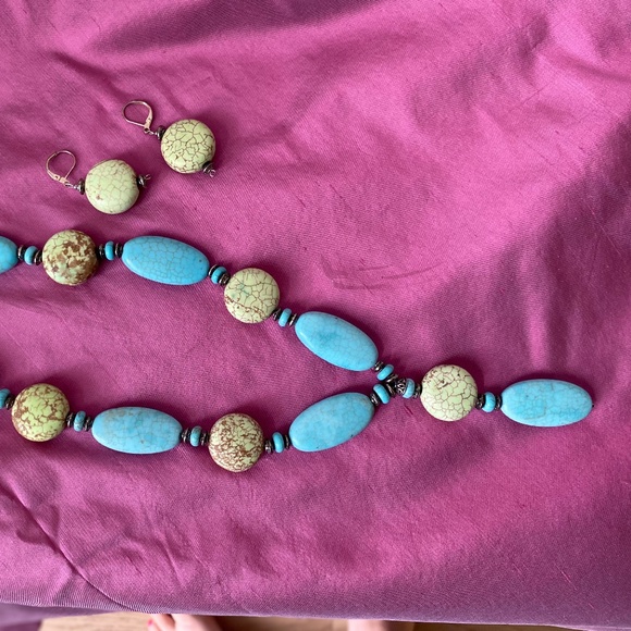 Turquoise Stone Hand Crafted Necklace and Earring Set - Picture 3 of 4